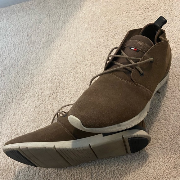 Tommy Hilfiger shoes - Picture 2 of 4